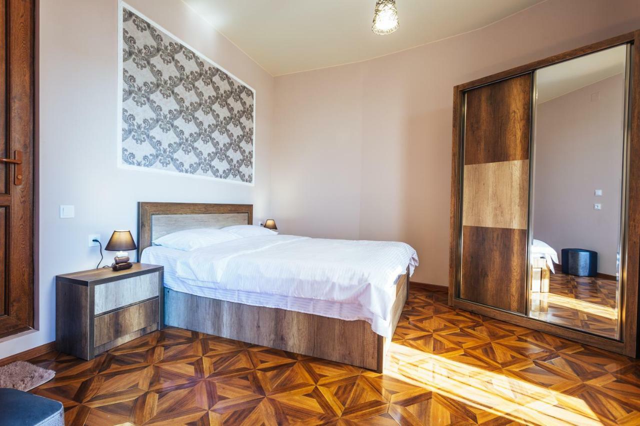 Memory House Ξενοδοχείο Κουτάισι Εξωτερικό φωτογραφία