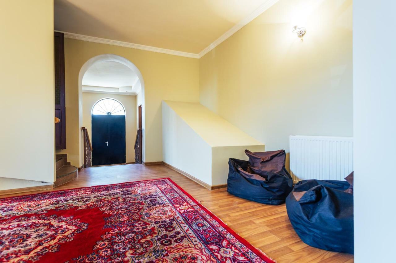 Memory House Ξενοδοχείο Κουτάισι Εξωτερικό φωτογραφία