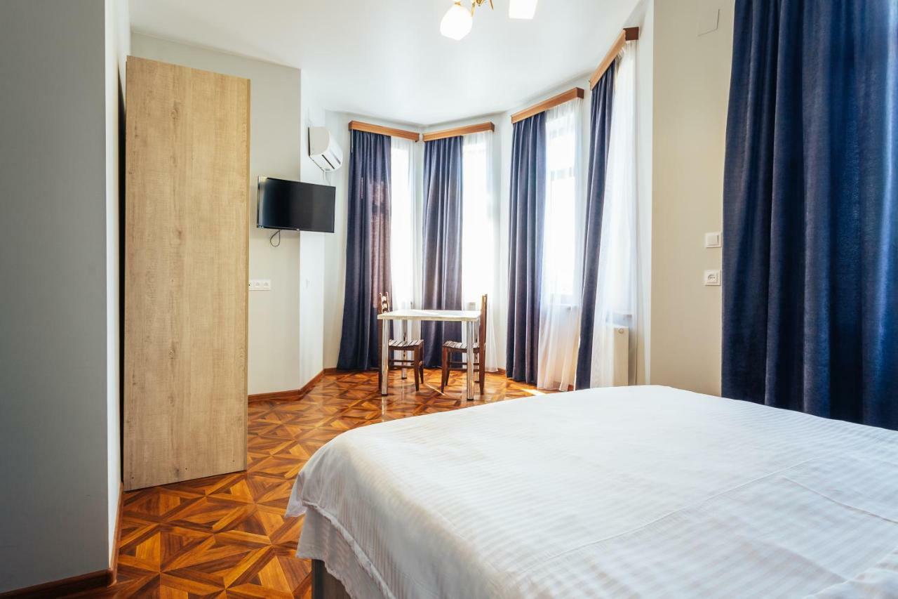 Memory House Ξενοδοχείο Κουτάισι Εξωτερικό φωτογραφία